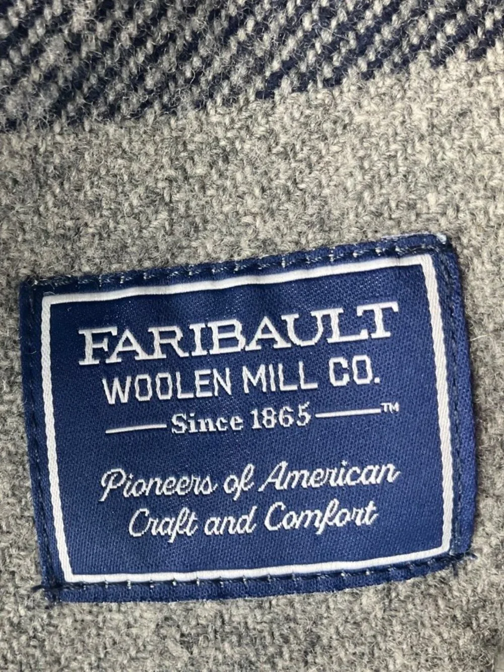 Faribault Woolen Mill Gray Blanket 100% Virgin Wool Made USA 96 Inx 96 In*Read